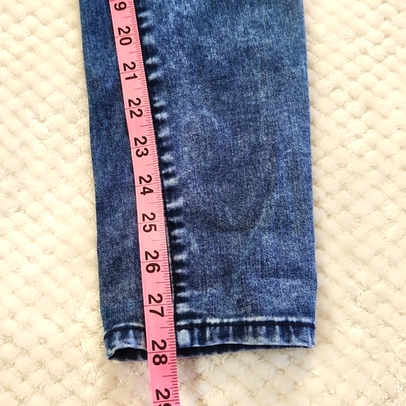 AERPOSTALE WOMENS JEGGINGS DISTRESSED ON KNEES SIZE 2 REGULAR STONE WASHED BLUE - Picture 15 of 16